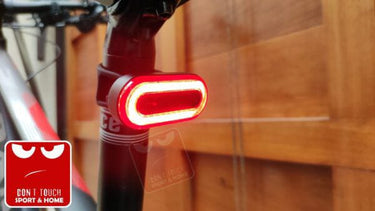 Luz pare posterior carga usb